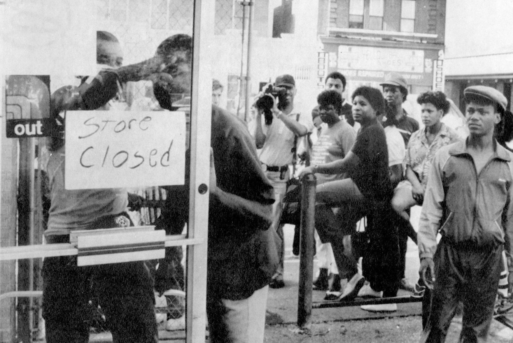 National supermarket shooting, 1987